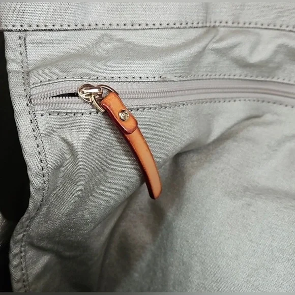 Kate Spade Large Vintage Tote - Picture 9 of 13